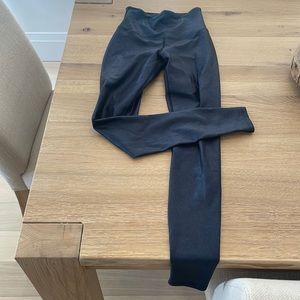 COPY - Carbon 38 workout pants!